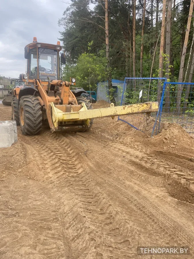 Аренда фронтального колесного погрузчика Амкодор 332 от компании ЛЕАДАС
