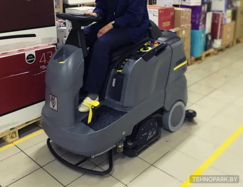 Прокат поломоечной машины Karcher B 90 R с сиденьем для оператора