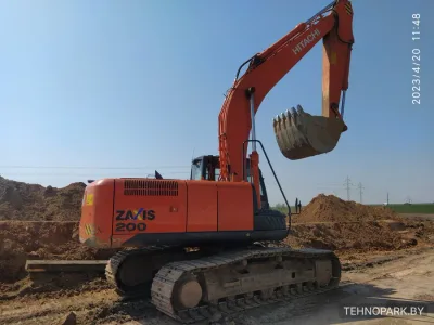 Аренда гусеничного экскаватора Hitachi ZX 200 (ковш 1.2 м³)