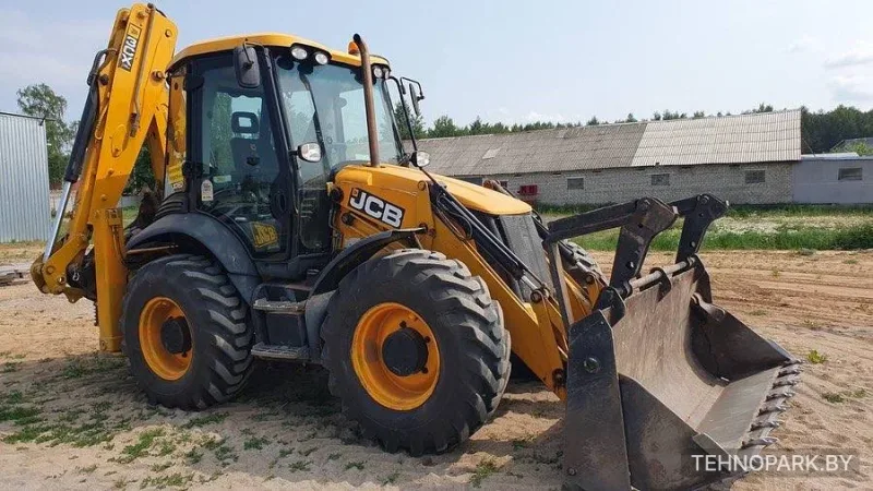Аренда экскаватора-погрузчика JCB 3CX с челюстным ковшом «6 в 1» (100 руб/час)