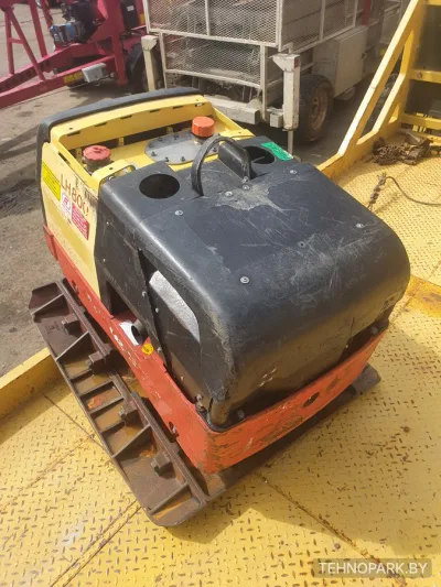 Аренда тяжелой виброплиты Dynapac LH800 (820 кг) с ДУ