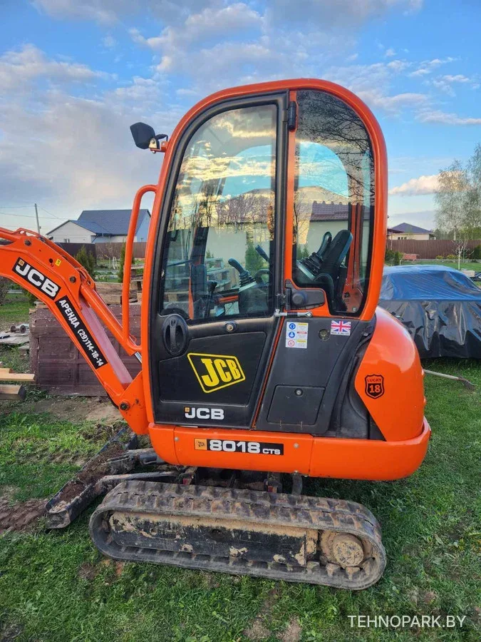 Аренда мини-экскаватора JCB 8018 с доставкой по Минску и области
