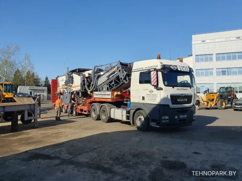 Грузоперевозки тяжеловесного негабарита тралом 70 тонн (платформа 8.9 + 6.3 м)