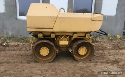 Аренда легкого траншейного виброкатка Wacker RT 820 (1.45 т, габариты 1.2 х 0.8 м)