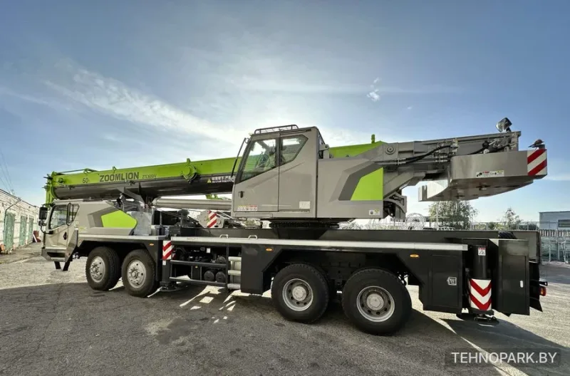 Аренда автокрана 60 тонн ZOOMLION ZTC600V в Минске и по РБ