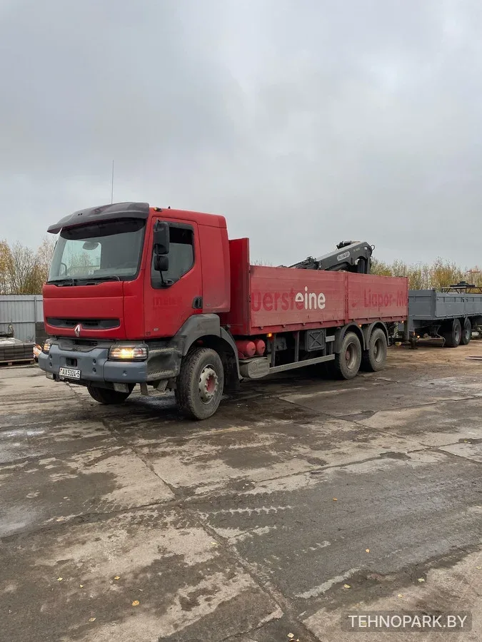 Аренда автоманипулятора Renault 12 тонн с прицепом 7 тонн (кран 5 т, стрела 12 м)