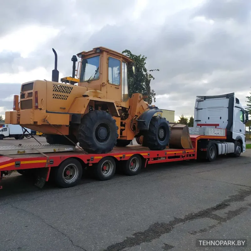 Аренда пары спецтехники: Амкодор 342С4 и экскаватор New Holland LB110B