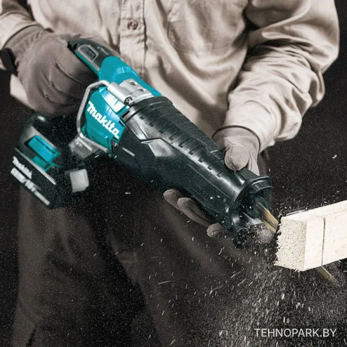 Аренда сабельной пилы Makita DJR187 (18V) и JR3051 (220V) — прокат электроножовки