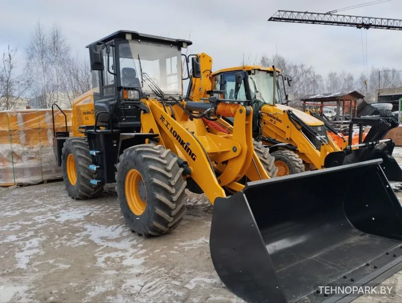 Аренда фронтальных погрузчиков Амкодор 332С4, 342С4 и экскаватора JCB 4CX