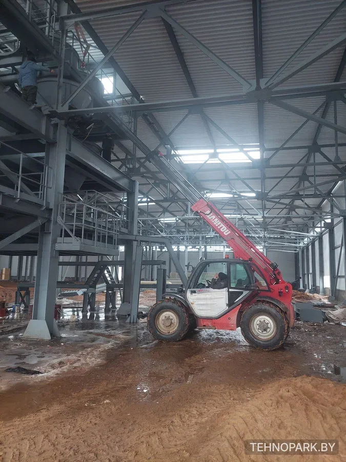 Аренда погрузчика Manitou 932 с гидробуром D=300 мм (глубина до 7.5 м)