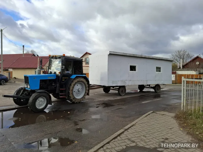 Аренда трактора Беларус 82.1 с прицепом ПСТ-9 (9 т / 15 м.куб)