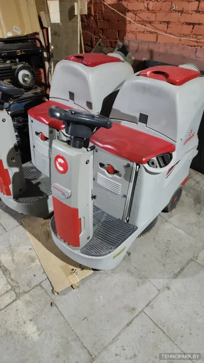 Аренда поломоечной машины с сиденьем Comac Innova 55 B (райдер)