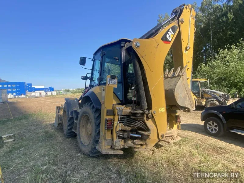 Аренда экскаватора-погрузчика CAT 434 / 444 с гидромолотом 650 кг