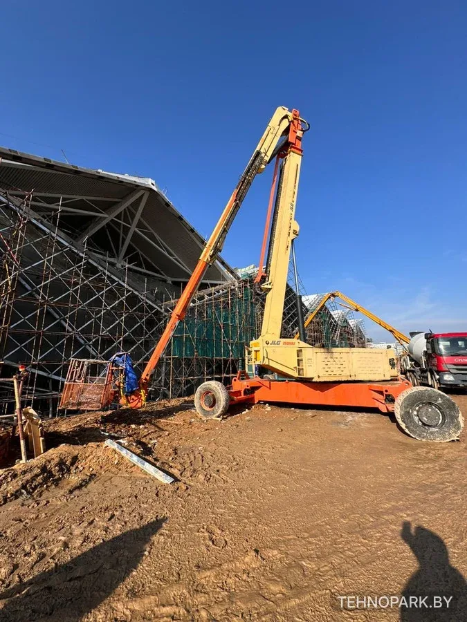 Аренда сверхвысоких коленчатых подъемников JLG (до 48 метров)