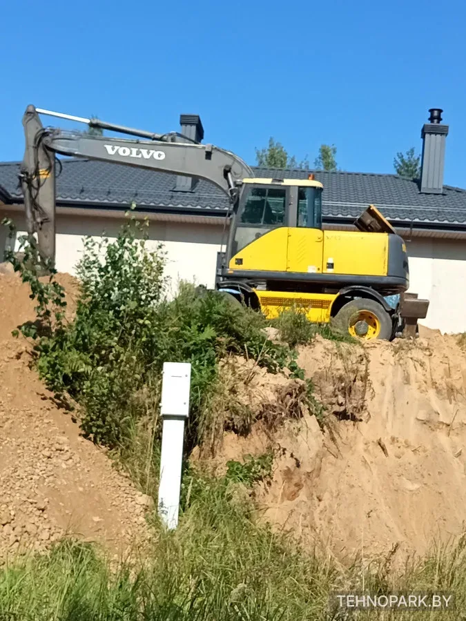 Аренда полноповоротных колесных экскаваторов Liebherr и Volvo EW160