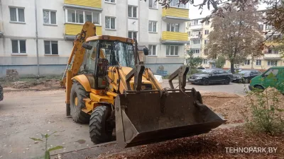 Аренда экскаваторов-погрузчиков JCB 3CX и JCB 4CX с гидробуром