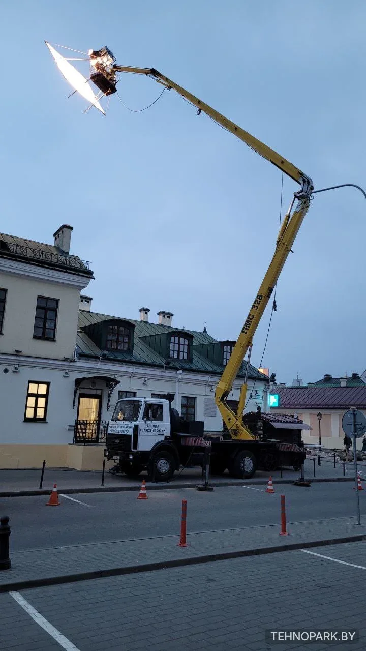 Заказать автовышку 28 м с поворотной корзиной в Минске