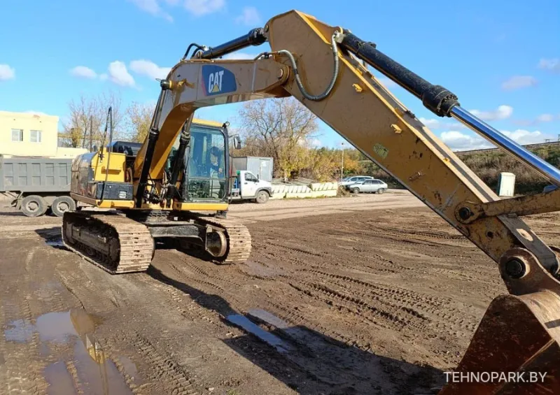 Аренда гусеничного экскаватора Caterpillar 317B NL |