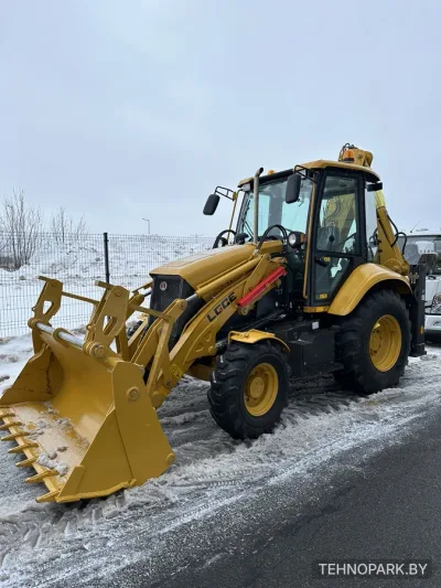 Аренда нового экскаватора-погрузчика LGCE D877F 2025 г. с гидромолотом