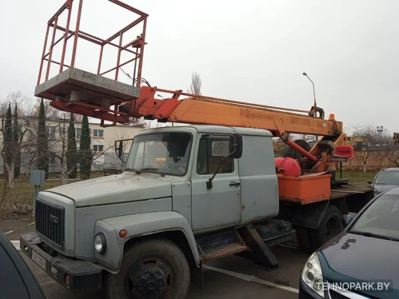 Аренда автовышки 17 и 28 метров с поворотной корзиной | Собственник