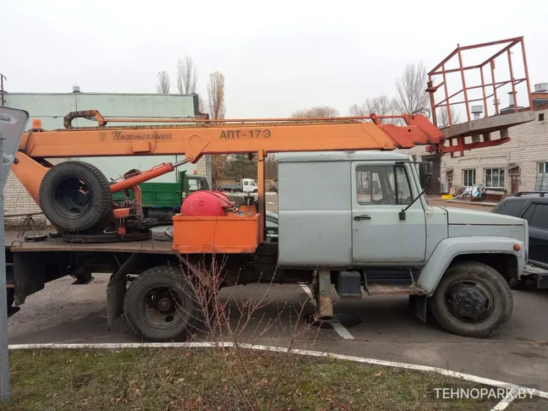 Аренда автовышки 17 и 28 метров с поворотной корзиной | Собственник