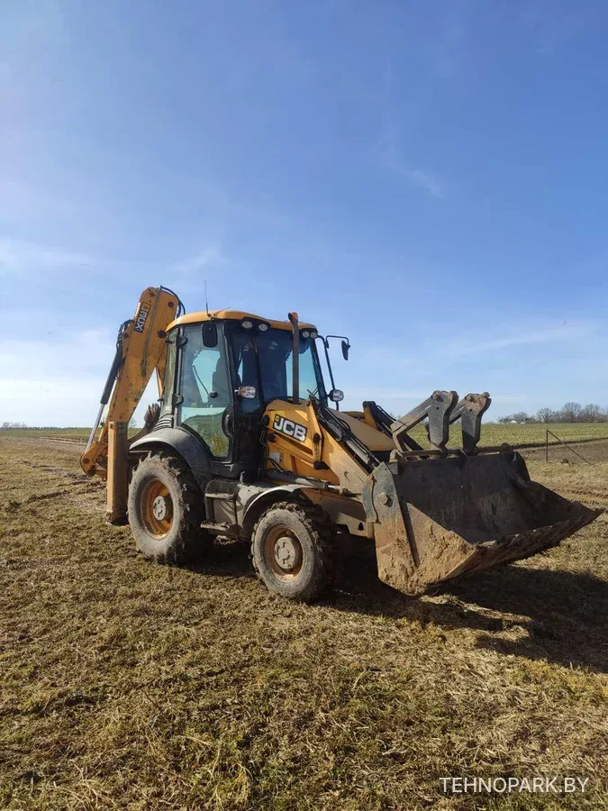 Аренда экскаватора-погрузчика JCB 3CX | Устройство инженерных сетей