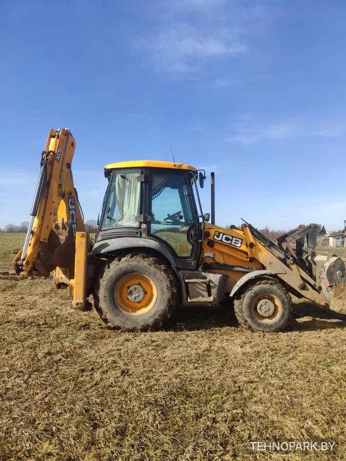 Аренда экскаватора-погрузчика JCB 3CX | Устройство инженерных сетей