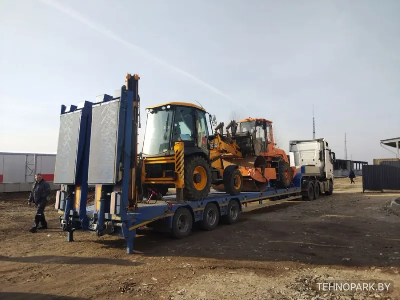 Аренда трала Mercedes-Benz Actros 2651 LS под негабарит до 35 т (24/7)