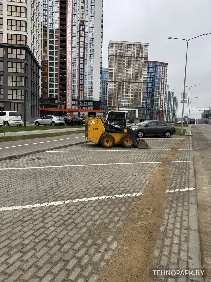 Аренда гидромолота для демонтажа бетона в стесненных условиях