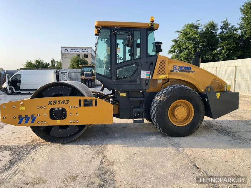 Аренда грунтовых виброкатков Ammann и XCMG (8-20 тонн) с кулачковым бандажом