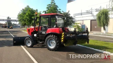 Аренда коммунального трактора МТЗ 422.1 (щетка-отвал)
