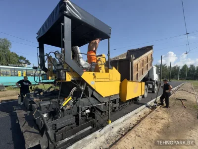 Аренда гусеничного асфальтоукладчика ABG Titan 325 с нивелированием MOBA
