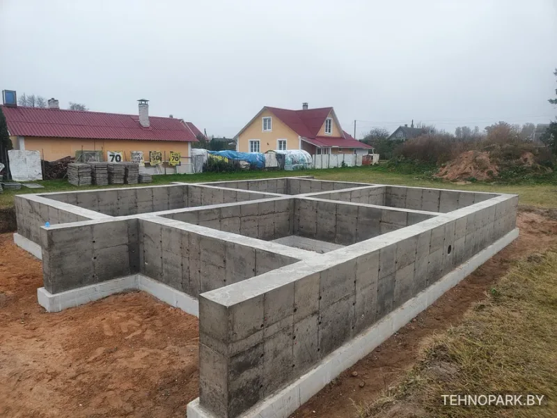 Аренда и продажа мелкощитовой опалубки (от 1.2 руб/м²)