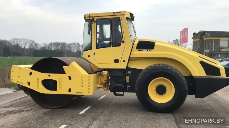 Аренда грунтовых виброкатков BOMAG (20 т) с автоматическим плотномером