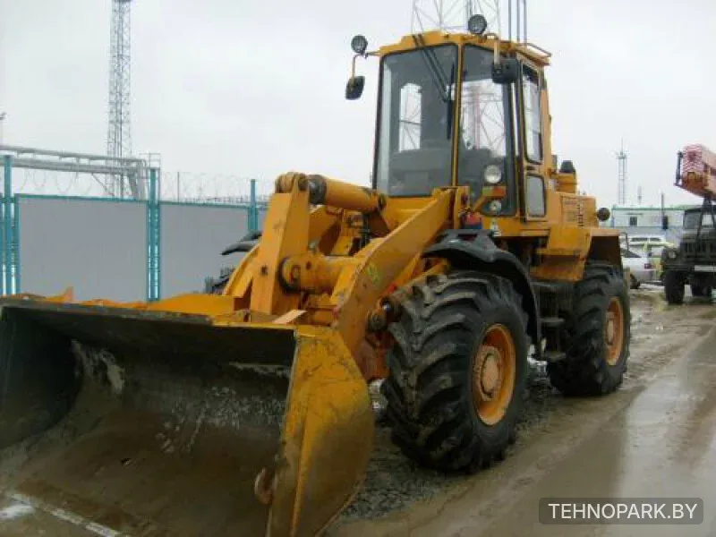 Аренда гусеничных бульдозеров Komatsu D41, D61, D65 (15-30 т) с тралом