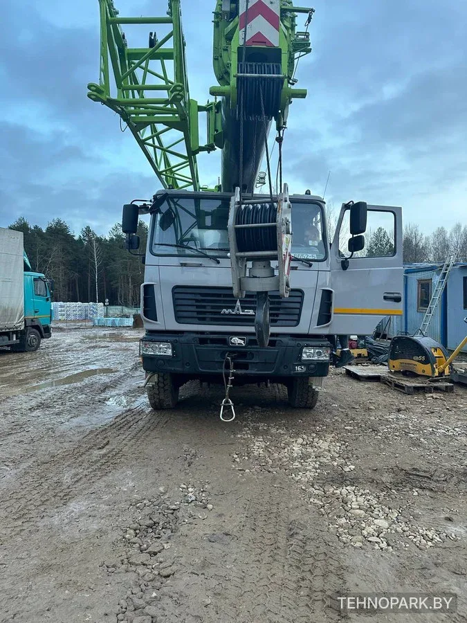 Аренда автокрана Zoomlion ZTC250V-1 25 тонн с НДС