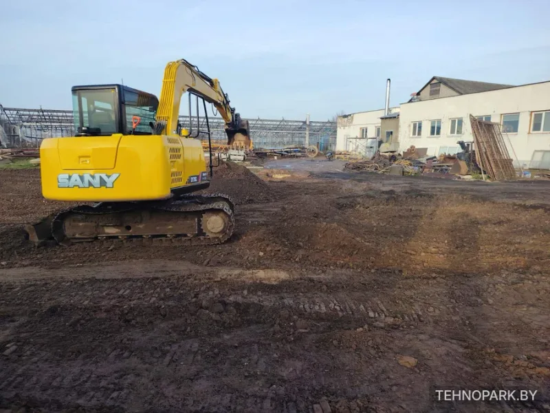 Аренда мини-экскаватора Sany 75C с гидромолотом и буром до 4 м