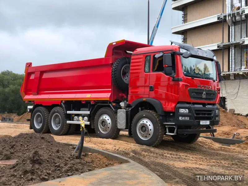 Аренда четырехосного самосвала HOWO T5G 8x4 (31 т / 22 м³)