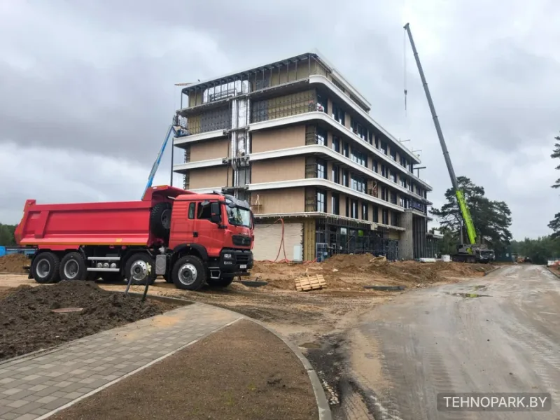 Аренда четырехосного самосвала HOWO T5G 8x4 (31 т / 22 м³)