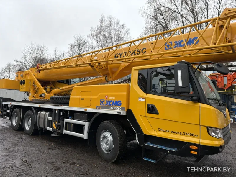 Аренда автокрана XCMG 30т в Минске — Стрела 42м + гусек 9м