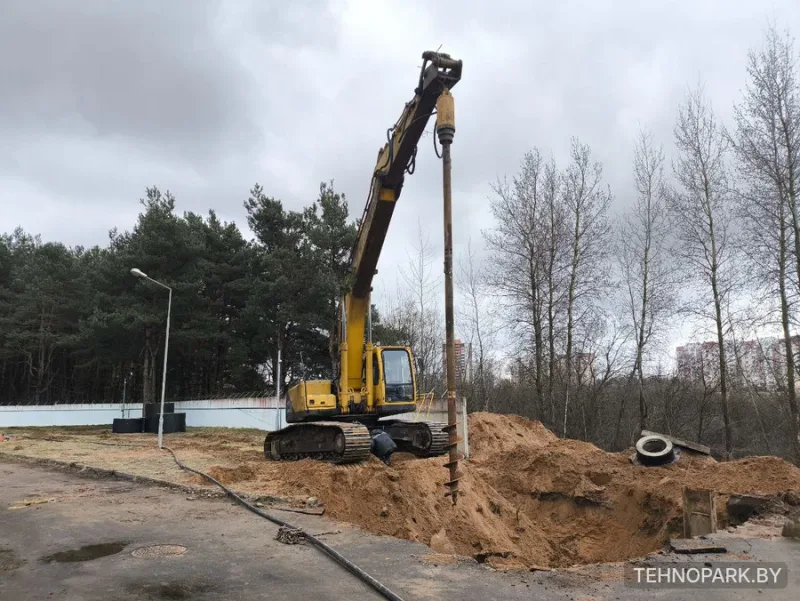 Аренда мощного гидровращателя Delta RD20 на базе экскаватора Hyundai 29 т