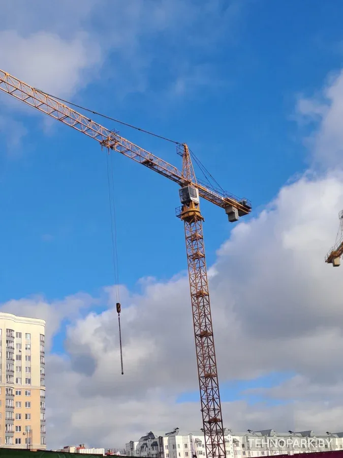 Аренда башенного крана Liebherr 132 EC-H8 | Услуги крана Либхер