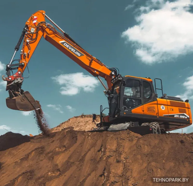 Аренда мощного колесного экскаватора Develon DX190WA-RJD (0.95 м³)