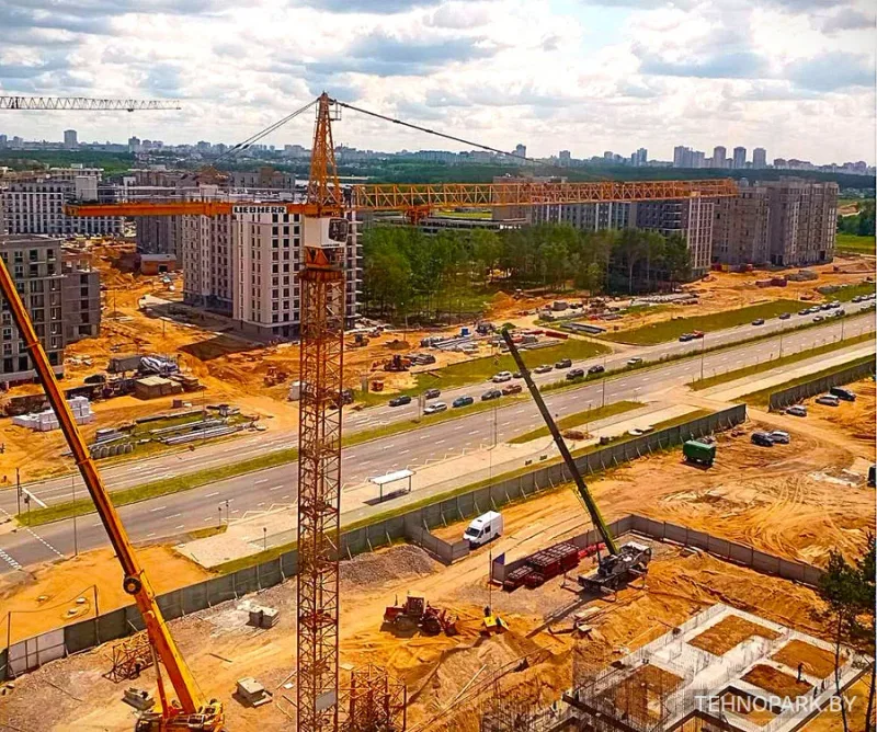Аренда башенного крана 12 тонн Liebherr 245 ЕС-Н12 в Минске