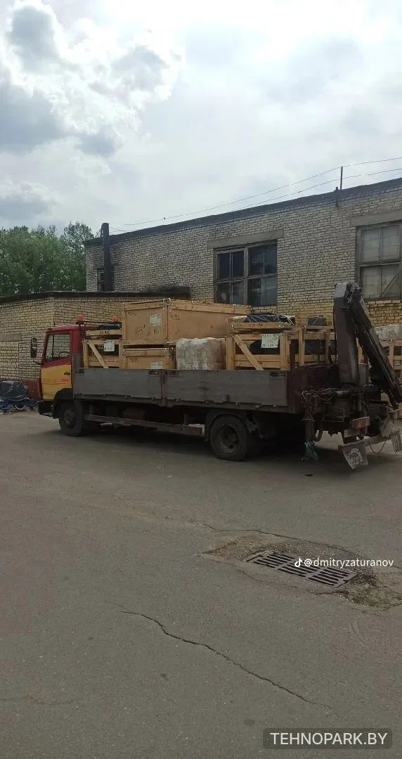 Аренда маневренного манипулятора Mercedes 4 т в Заславле и Минском районе
