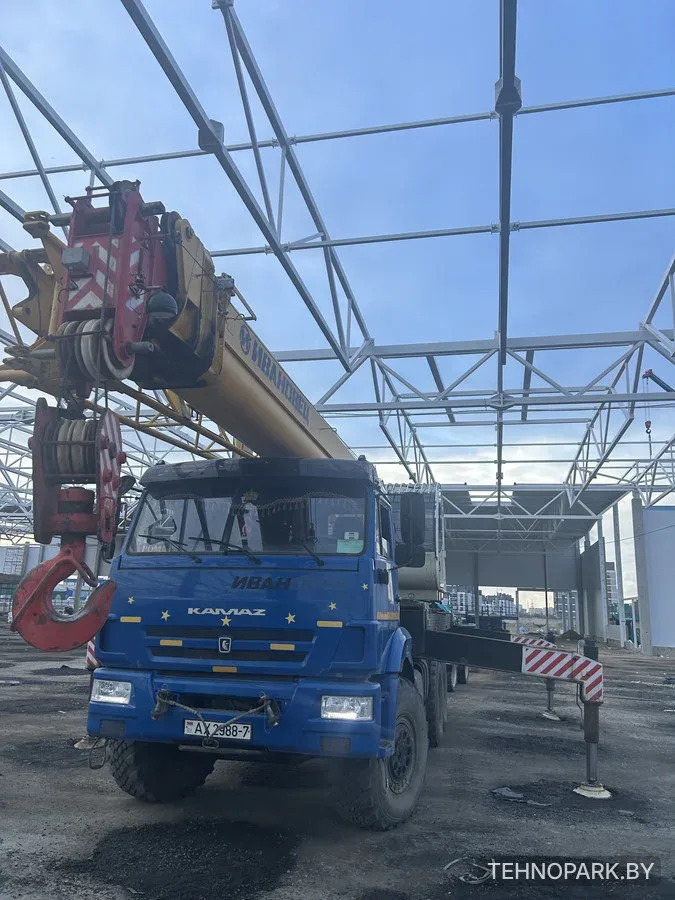 Аренда автокрана 25 - 50 тонн с экипажем | Услуги крана-вездехода