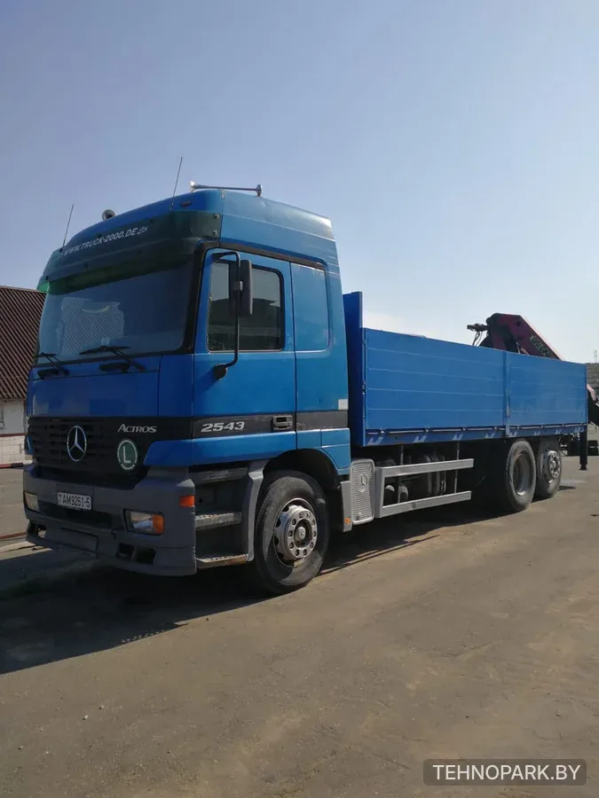 Аренда гидроманипулятора Mercedes-Benz Actros 12 т (кран 5 т, вылет 10 м)