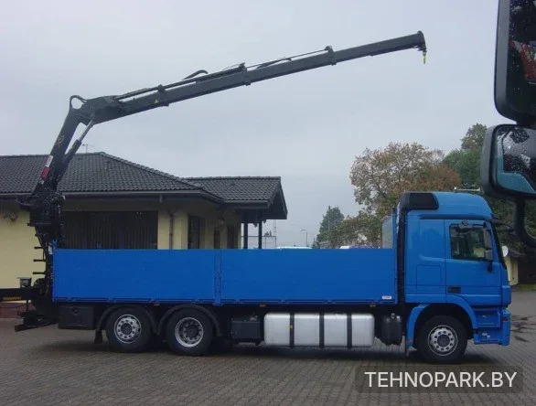 Аренда гидроманипулятора Mercedes-Benz Actros 12 т (кран 5 т, вылет 10 м)
