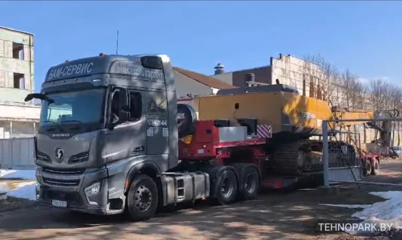 Аренда раздвижного трала 75 т с передней загрузкой (съемный гусак) под кодовое слово