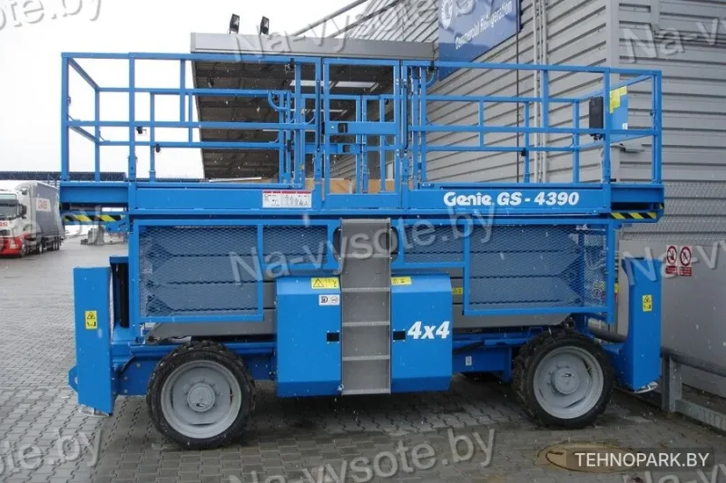 Аренда полноприводного подъемника Genie GS-4390 (15 м, 4х4)
